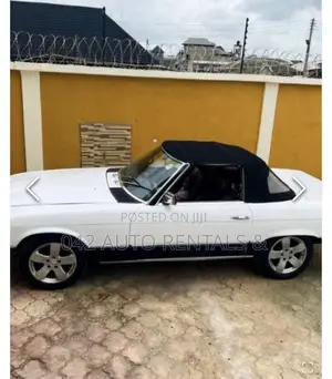 Vintage Mercedes Benz 380sl for Hire