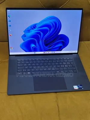 Laptop Dell Precision 5680 64GB Intel Core i9 SSD 1T