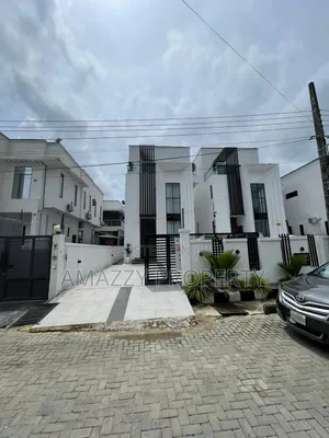 5bdrm Duplex in Orchid Roads, Ikota for sale