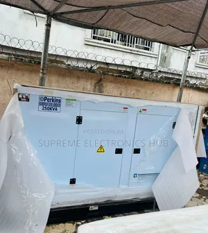 250kva Perkins Power Product With Warranty {Soundproof Generator}