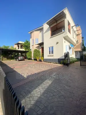 4bdrm Townhouse / Terrace in Life Camp for rent
