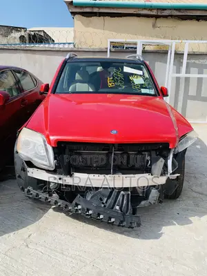 Mercedes-Benz GLK-Class 2011 Red