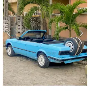 Vintage BMW E30 for Hire