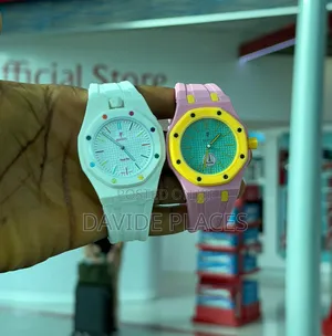 Ap (Audemars Piguet) New Design Rubber Watch, With Date, Available In