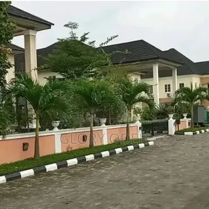 3bdrm Duplex in Plantation City, Warri for rent