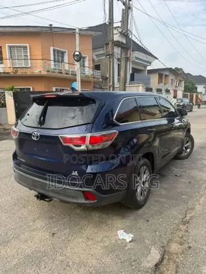 Toyota Highlander LE 4dr SUV AWD (3.5L 6cyl 6A) 2014 Blue