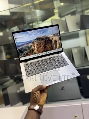 Laptop Dell Latitude 7410 16GB Intel Core i7 SSD 256GB