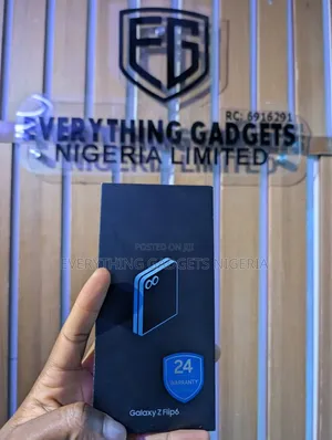 New Samsung Galaxy Z Flip6 256 GB Black