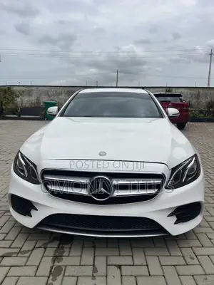 Mercedes-Benz E300 4Matic AWD Sedan (2.0L 4cyl 9A) 2017 White