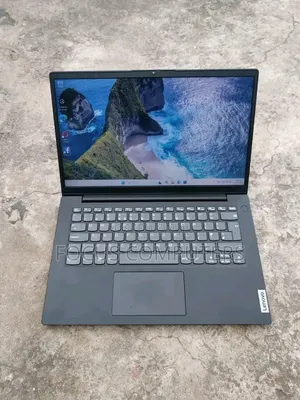 Laptop Lenovo V14 G3 IAP 12GB Intel Core i5 SSD 128GB