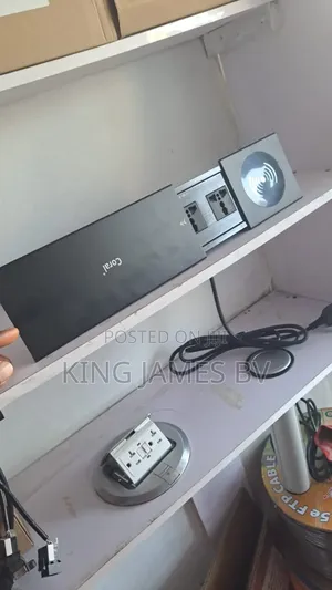 Coral Table Socket