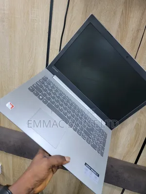 Laptop Lenovo IdeaPad 330 4GB AMD A6 SSD 128GB