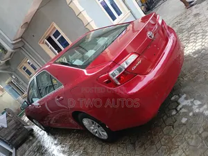 Toyota Camry LE 4dr Sedan (2.5L 4cyl 6A) 2013 Red