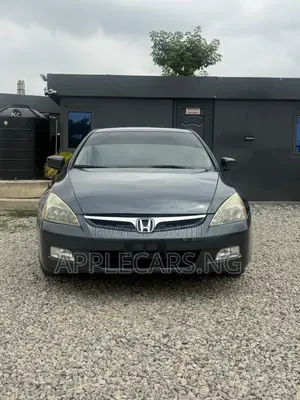 Honda Accord 2005 Gray