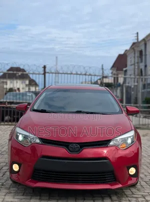 Toyota Corolla 2015 Red