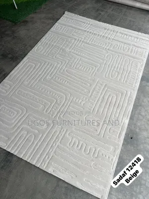Centre Rug Available in Different Sizes