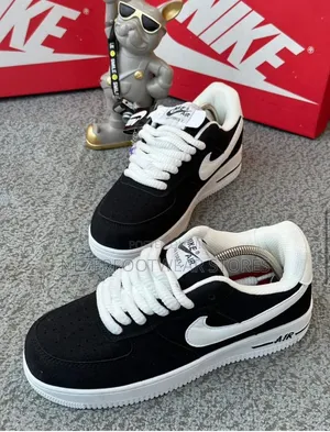 Newest Nike Chunky Lace Double Sole Unisex Sneakers.