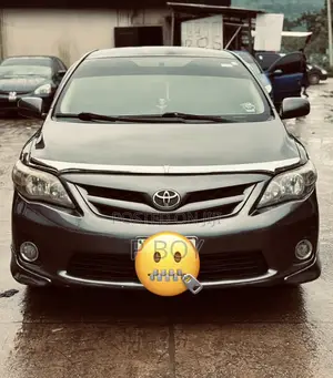 Toyota Corolla S 4dr Sedan (1.8L 4cyl 4A) 2013 Gray