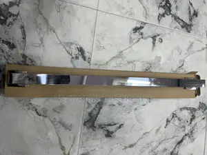 70cm Chrome Towel Rain