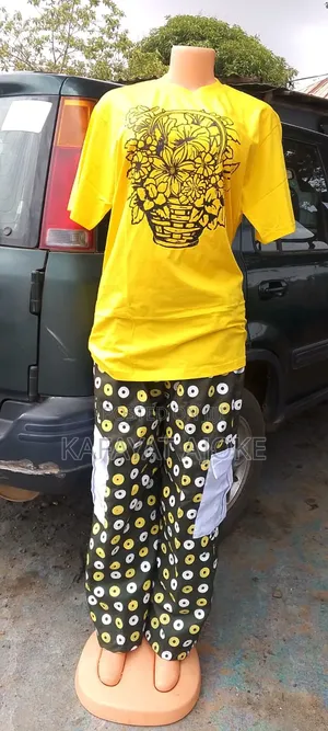Top and Baggy Pants in Printing