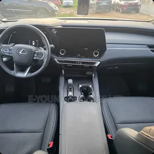 Lexus RX 2025 White