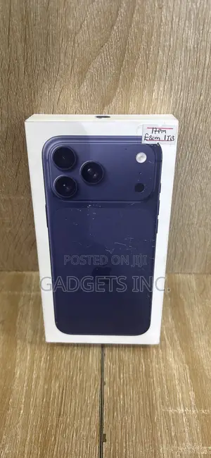 New Apple iPhone 17 Pro Max 1 TB Blue