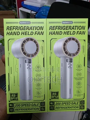 The Remax Rs-Sf12 Is a Portable, High-Speed Handheld Cooling Fan
