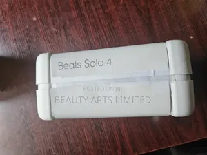 Beats Solo 4