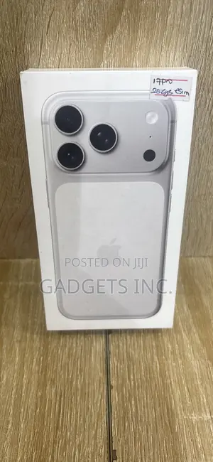 New Apple iPhone 17 Pro 256 GB Silver