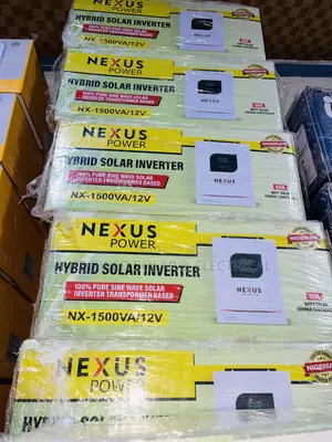 1.5kva 12v Nexus Hybrid Solar Inverter