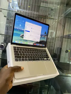 Laptop Apple MacBook Pro 2020 16GB Intel Core i5 SSD 512GB