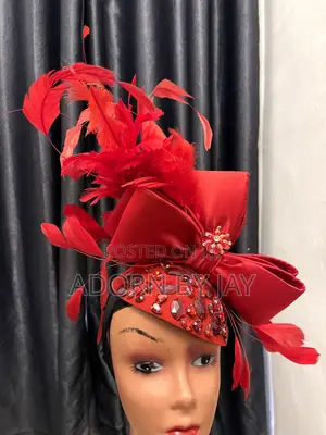 Fascinator Hat by the Headwearprenuer