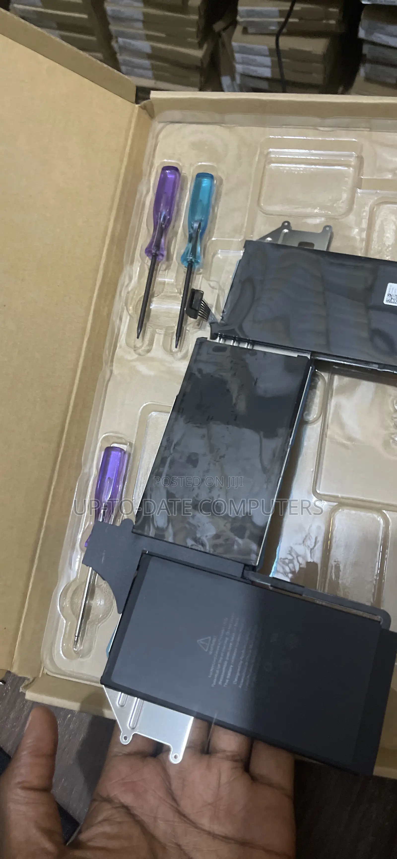 A2389 Macbook Battery Apple