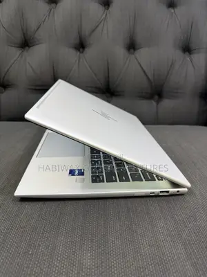 Laptop HP EliteBook 840 G9 8GB Intel Core i5 SSD 512GB