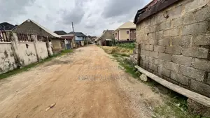  1000 SQM Plot 