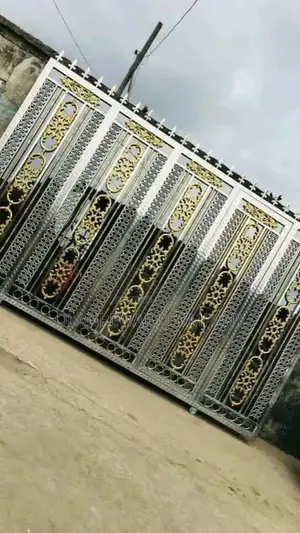 Sliding Gate