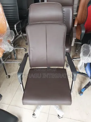 High Quality Swivel Chair
