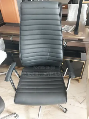 High Executive Swivel Chair