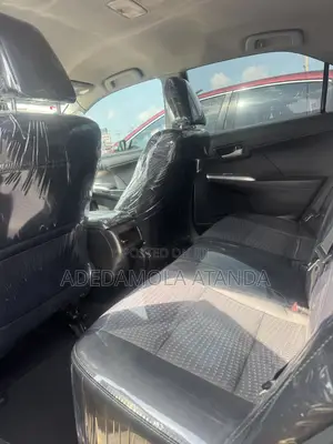 Toyota Camry SE 4dr Sedan (2.5L 4cyl 6A) 2012 Gray