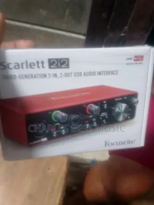 Scarlett 212