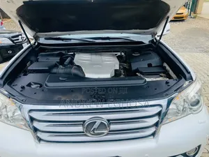 Lexus GX 2011 White
