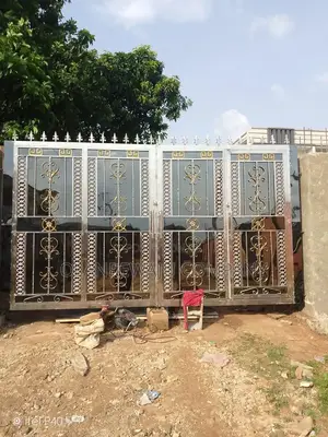 Sliding Gate