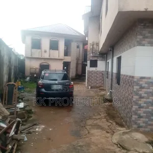 1bdrm Block of Flats in Oshimili South for sale