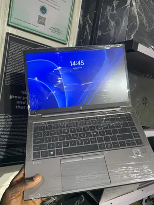 Laptop HP ZBook Firefly 14 G7 8GB Intel Core i5 SSD 256GB
