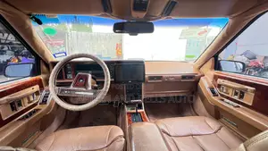 Cadillac Deville 1989 Burgundy
