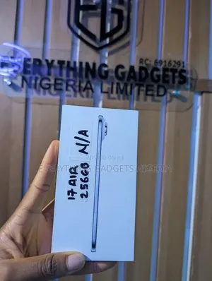 New Apple iPhone Air 256 GB Silver
