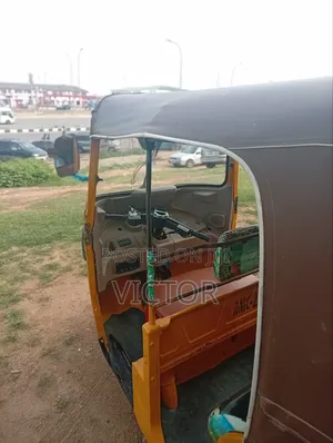 Bajaj RE 2023 Yellow