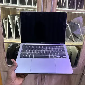 Laptop Apple MacBook Pro 2020 16GB Intel Core i7 SSD 512GB