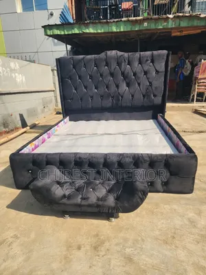 Black Coloured 6by6 Bed With Footrest