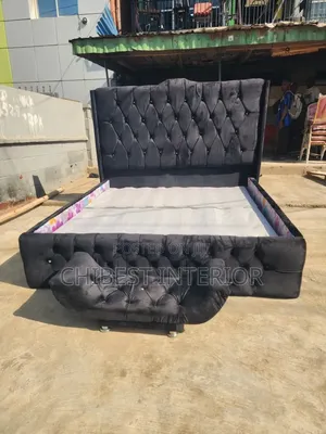 High Quality Padded 6by6 Bed.